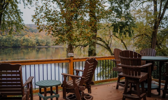 Northumberland Cabin | Rustic Riverfront Retreat w/Hot Tub + River Access + Views