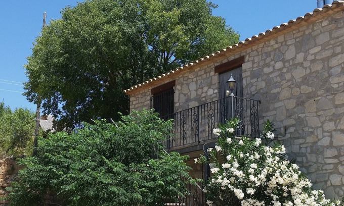 Nonaspe Apartment | RUSTIC TOWER. Expensive allowed. Rent above the floor