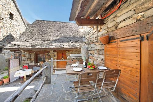 Sonogno Apartment | Rustico Al Forno Sonogno - Happy Rentals