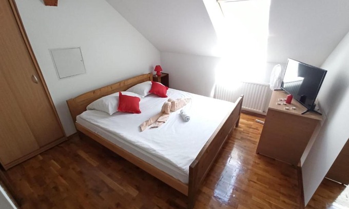 Oriovac House | Rustik Rooms