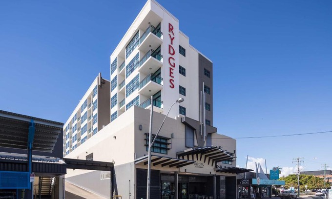 Mackay Hotel | Rydges Mackay Suites