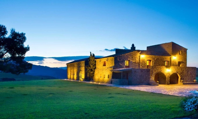 Roses House | Sa Perafita