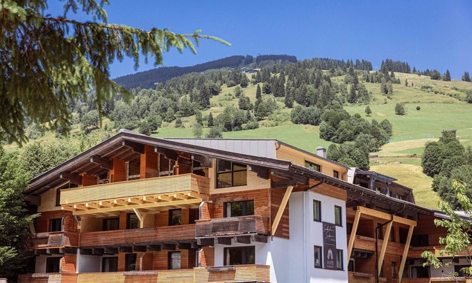 Vorderglemm Apartment | Saalbach suite with wellness area