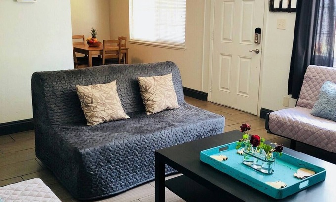 Carmichael House | Sacramento Family Friendly Home