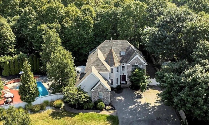Sagamore Beach House | Sagamore Manor - Luxury XL Cape Retreat, Heated Pool, Minutes to Beaches!