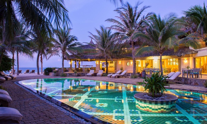 Central Mui Ne Beach Resort | Sailing Club Resort Mui Ne