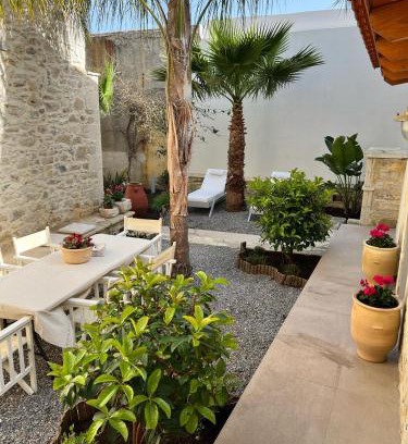 Venerato Ski Chalet | Saint George Cottage