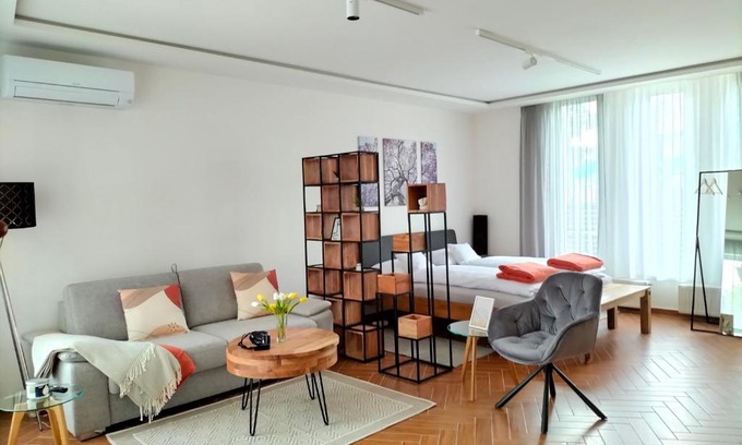 Mosonmagyarovar Apartment | Sakura Studio Apartment
