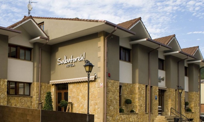 Beasain Hotel | Salbatoreh Hotela