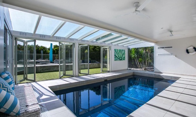 St. Andrews Beach House | Saltaire