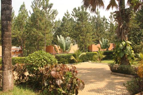 Masindi Hotel | Saltek Forest Cottages