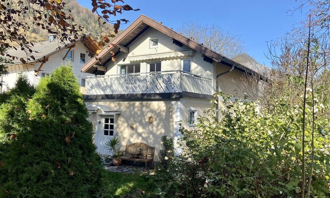 Ebensee House | salzkammergut lake region (ebensee) - 8 pers. - pets welcome - garden - terrace