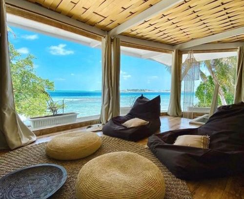 Thulusdhoo Island House | Samura Maldives Guest House Thulusdhoo