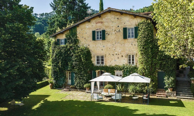 Villabuona Villa | SAN LORENZO a villa in the countryside for lovers of sunshine, peace and beauty