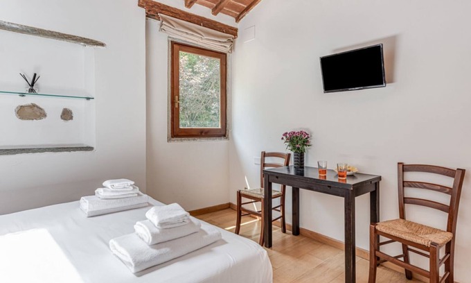 San Niccolo Apartment | San Niccolò Tower Flat - Sweet Dreams in Florence