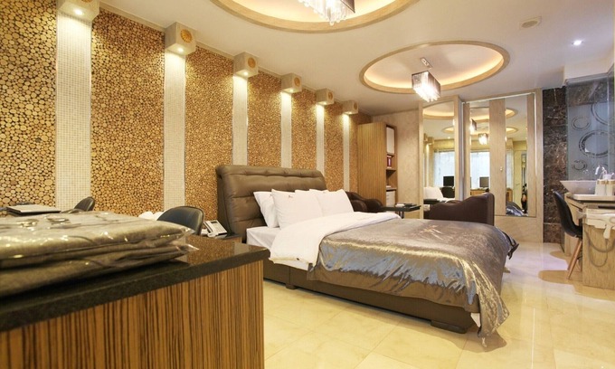 Gwangjeong-dong Hotel | Sanbon Zzam