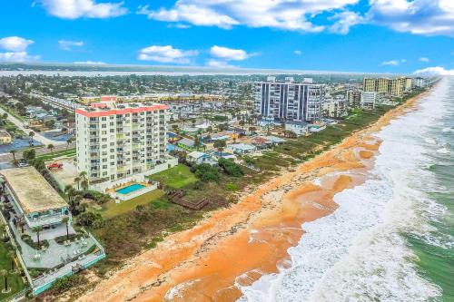 Seawinds Condo Apartment | Sand and Sea Enjoyment Retreat
