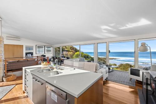 Separation Creek House | Sandbanks