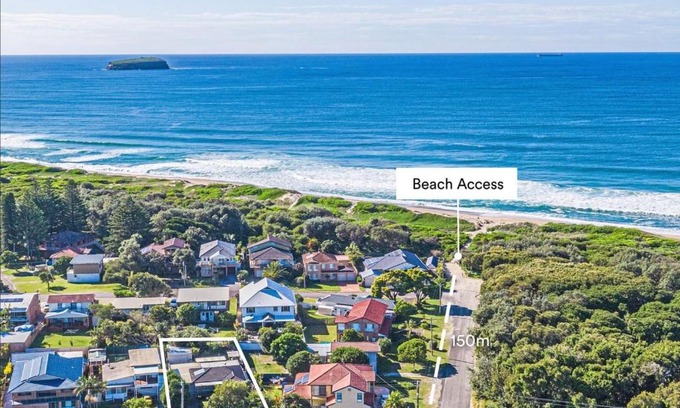 Budgewoi House | Sandcastles