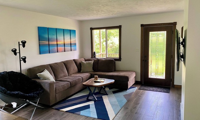 Elberta House | Sandhill Cottage, new 2-bedroom house in Elberta, dog friendly