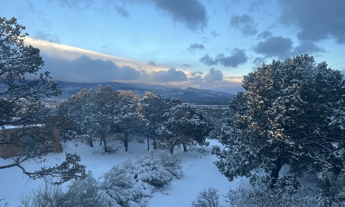 Sandia Knolls House | Sandia Winter Retreat