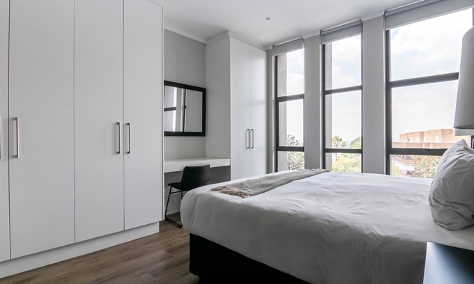 Greater Johannesburg Metropolitan Area Apartment | Sandton Smart Apartment Fifteen