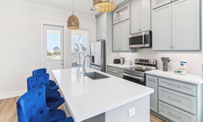 Terramar Beach House | Sandy Smiles | Pet Friendly + Community Pool