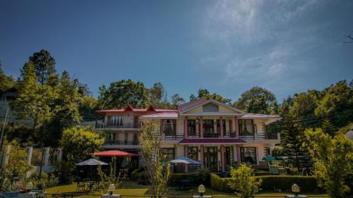 Naukuchiyatal Hotel | Sangita Resorts