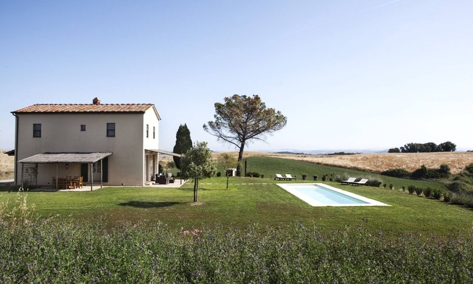Buonconvento Villa | Sant'Ilaria - Private Pool Villa with 2 Bdrs