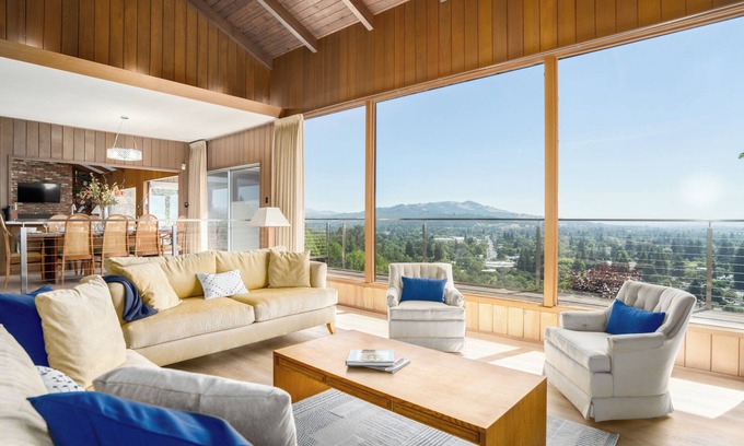 Santa Rosa House | Santa Rosa Hilltop Estaten