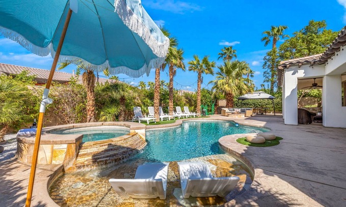 Rancho Santana House | Santorini Songbird: Lux Rental w/Karaoke & Games