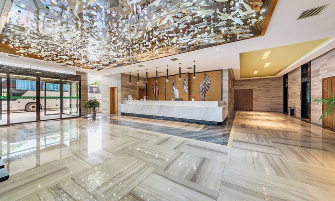 Chenzhou Hotel | Sanyuan Hotel Zixing Dongjiang Lake
