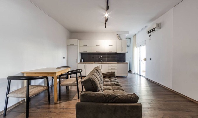Kodrra Apartment | Saranda Beach Living - 1BR Apartment