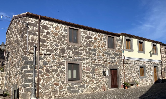 Paulilatino Apartment | Sardinian typical house in the historic center of Pauliatino (OR), just steps away from the SS131