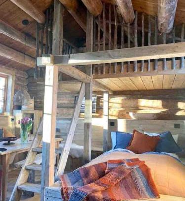 Skjaak House | Sauefjøset - Idyllisk gardstun fra 1800-tallet