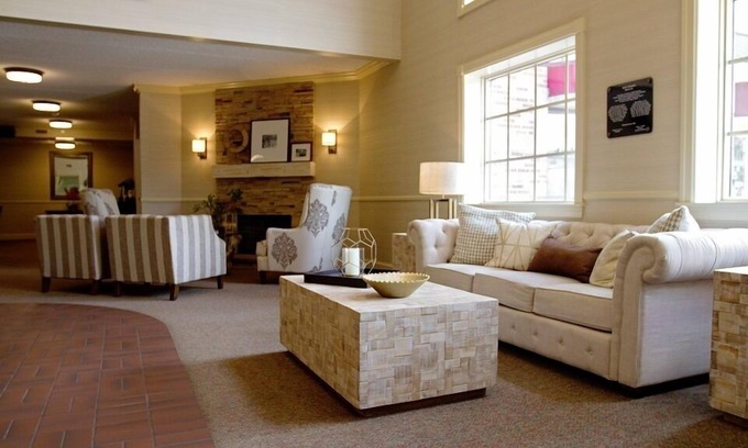 Alfred Hotel | Saxon Inn
