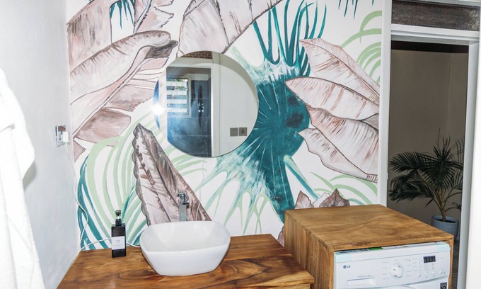 Cape Coast Villa | Scandi-inspired Retreat in Cape Coast - Near Kakum, Castles & Hans Cottage!