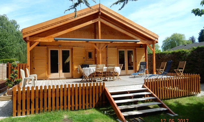 Saint-Sauveur-les-Bray Ski Chalet | Scandinavian chalet "La Datcha"