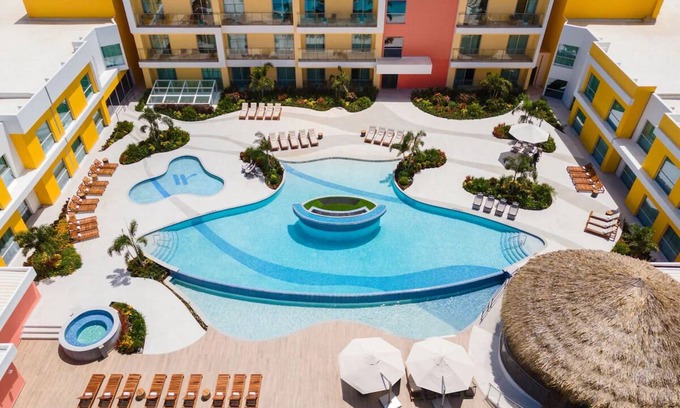 Otrobanda Hotel | Scenic Island View Room w/Beautiful Interior | Close to Queen Emma Bridge