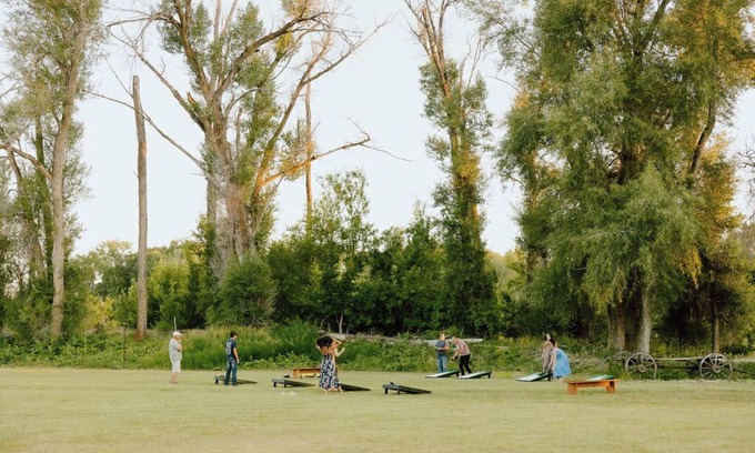 Ririe House | Scenic Private 30 Acre Meadow Retreat for Weddings, Reunions & Large Gatherings