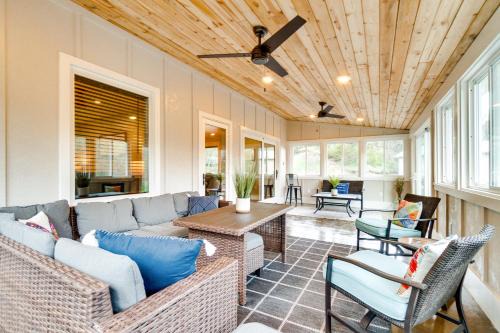 Yankton House | Scenic Yankton Retreat with Fire Pit 1 Mi to Lake!