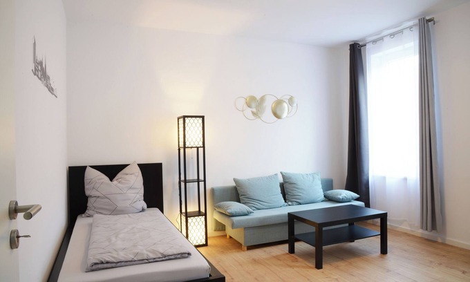 Ilversgehofen Apartment | Schöne Groß Ferienwohnung 78m² Ideal für Familie 3 Schlafzimmer Zentrumnah 1.og