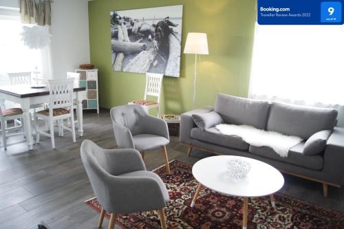 Waldenbuch Apartment | Schöne, große Ferienwohnung in Waldenbuch, nahe Stuttgart Messe, Böblingen, Sindelfingen