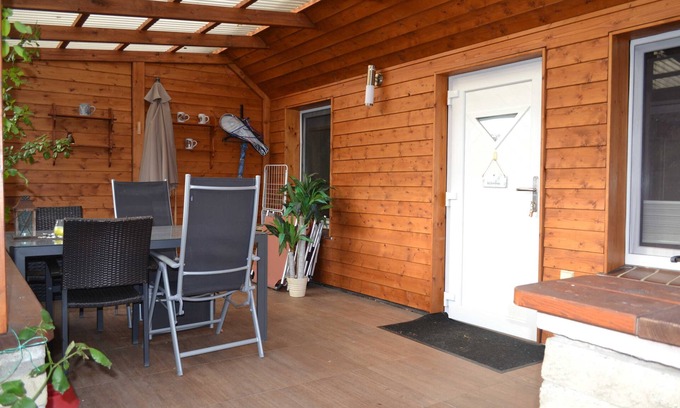Kaltenhof House | Schaff, Theresia - Holiday home Flora - Holiday home Flora