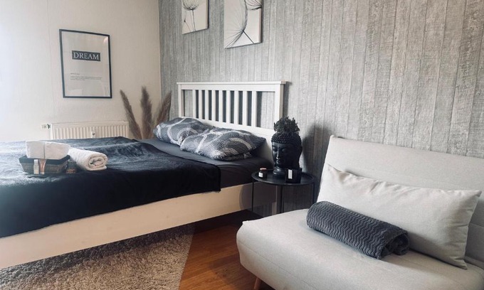 Ronsdorf Apartment | Schickes Appartement in Wuppertal-Ronsdorf Whg. 66