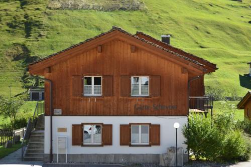 Vals Hotel | Schnider Bed&Breakfast und Café