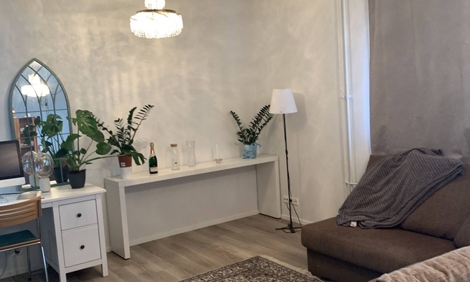 Itainen District Apartment | Schnord Properties. Spacious Apt Next to Helsinki Metro