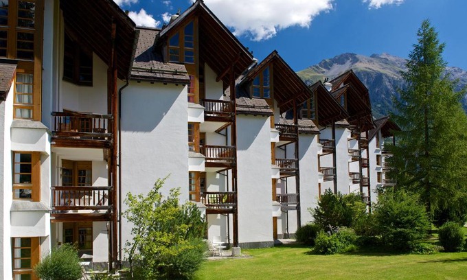 Lenzerheide Apartment | Schweizerhof Ferienwohnungen Lenzerheide 2