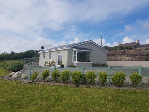 Dungloe Ski Chalet | Sea breeze Cottage