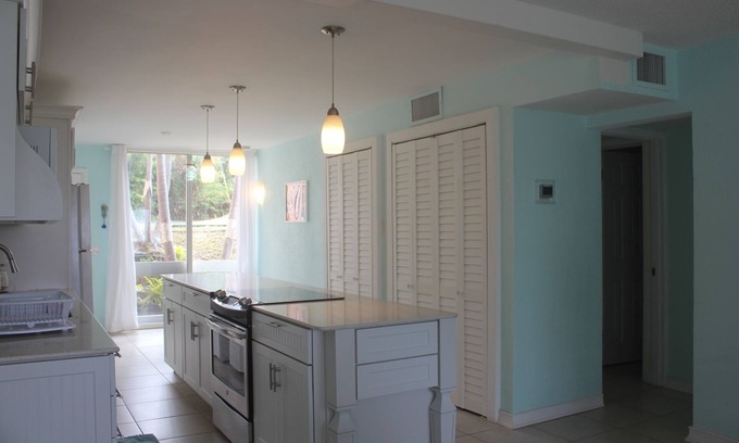 Estate Salt River Condo | Sea Haven at Gentle Winds St. Croix USVInBeachfront condo steps to the sand.